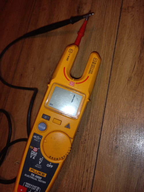 Multi Meter with 1 Ohm Resolution Resistance